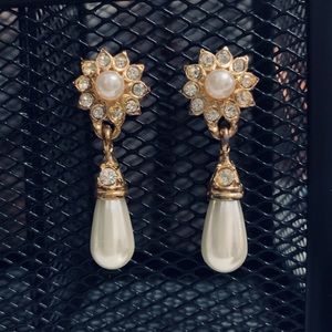 💗3 for $10 Jewelry💗 ~Wedding earrings~